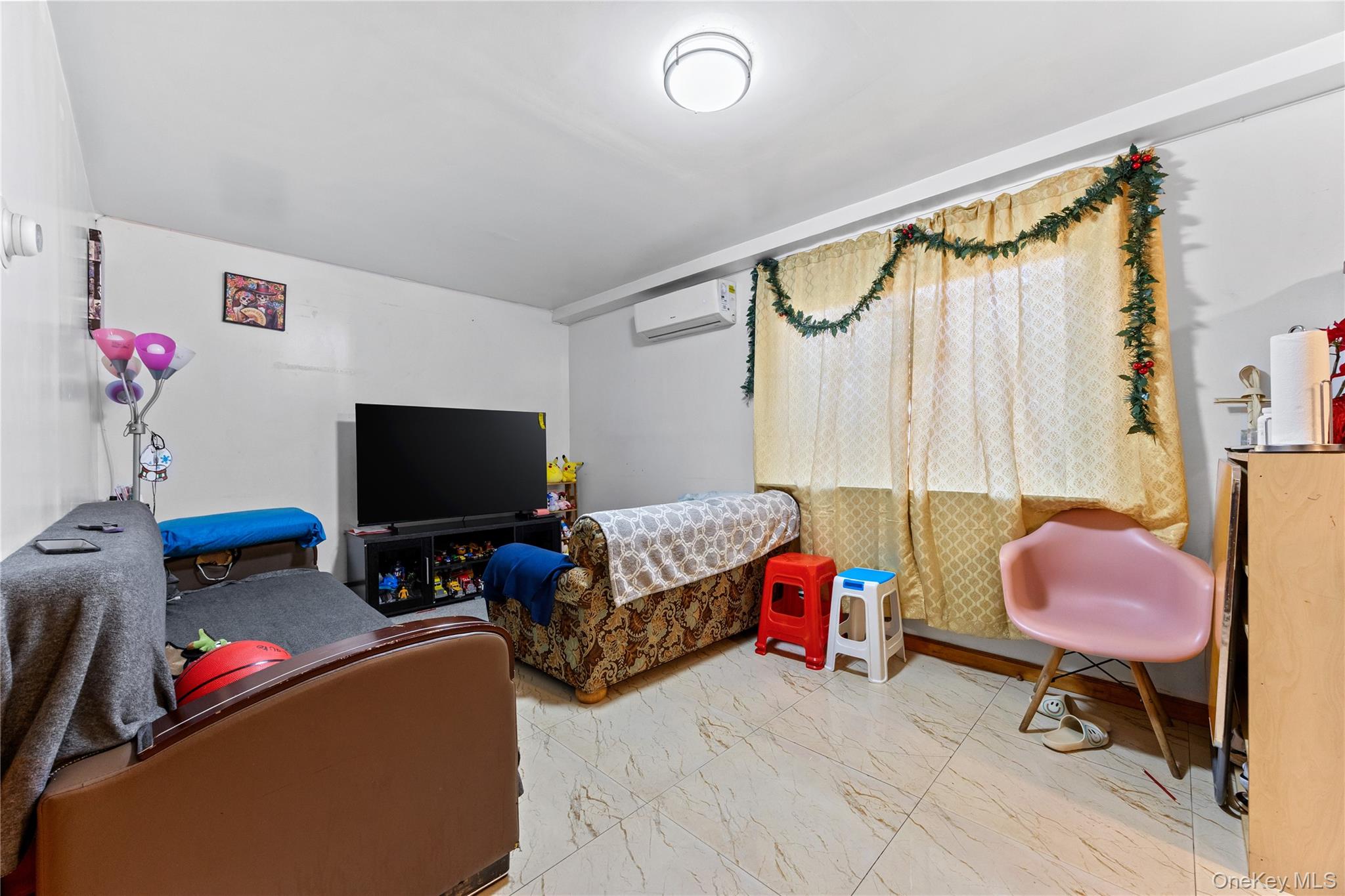 #3 photo, 13006 58th Road, कुईंस Flushing , NY 11355