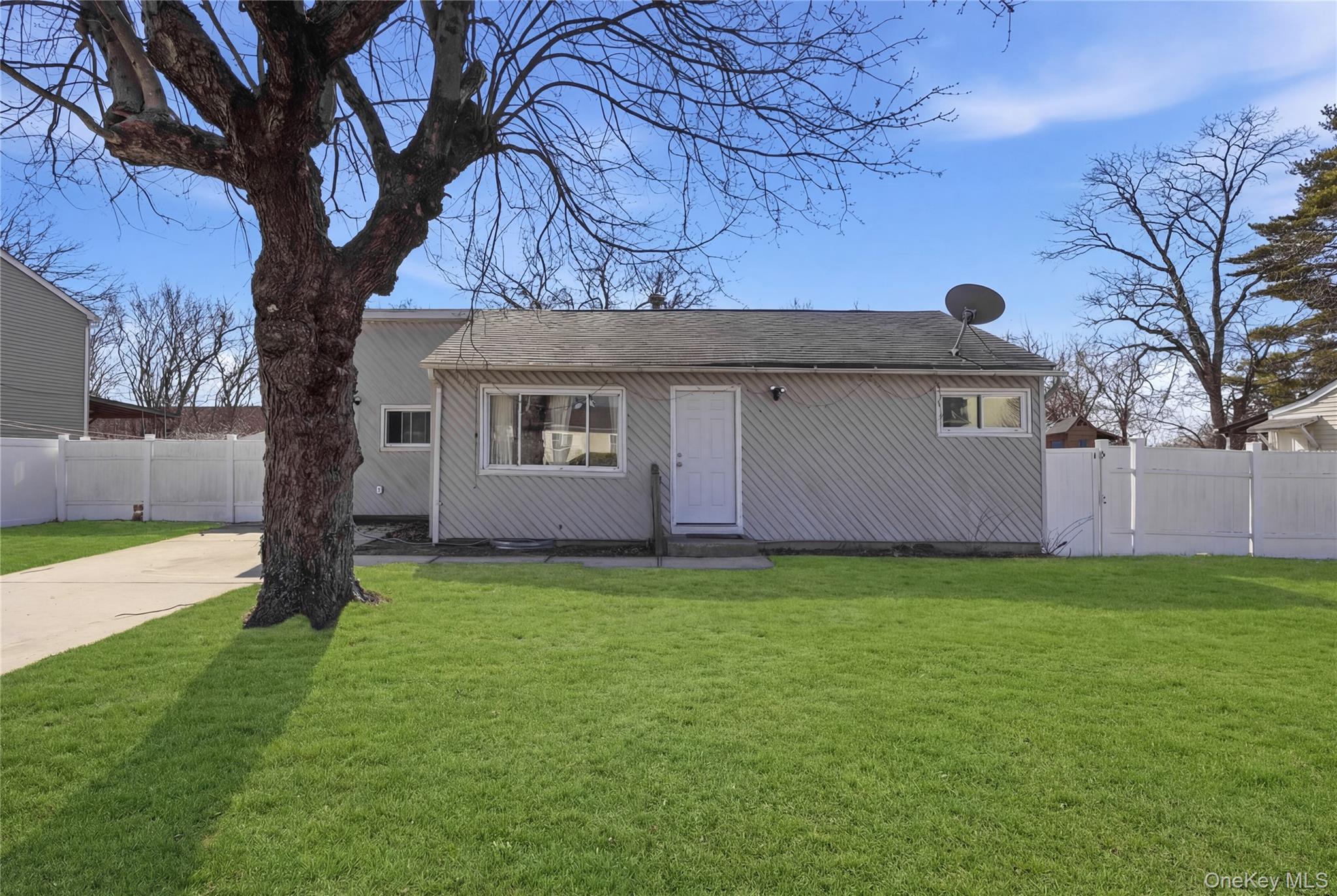 #1 photo, 17 Cedar Street, Central Islip , NY 11722