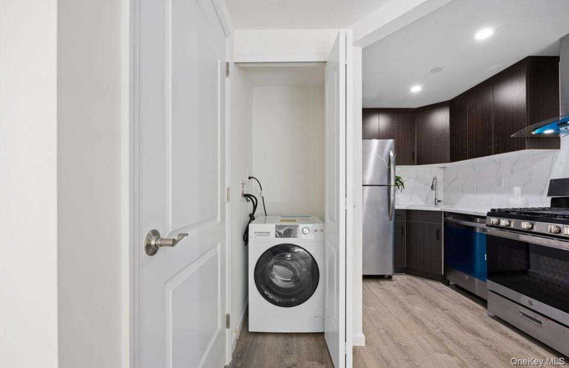 #5 photo, 97-30 64th Avenue, कुईंस Rego Park , NY 11374