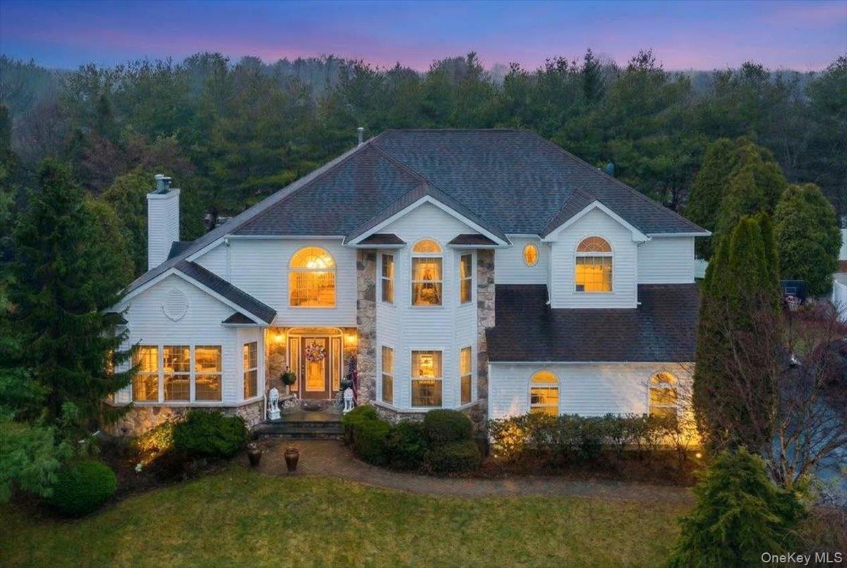 #1 photo, 11 Island Trail, Mount Sinai , NY 11766