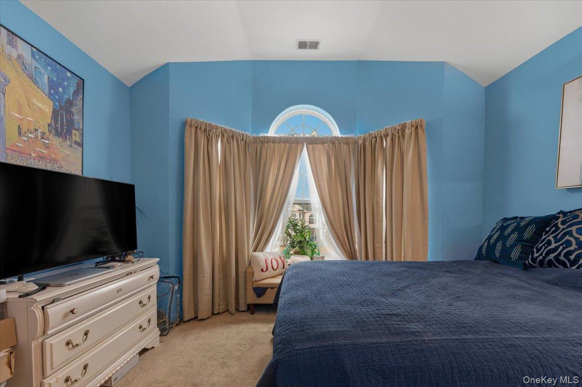 #13 photo, 11 Island Trail, Mount Sinai , NY 11766