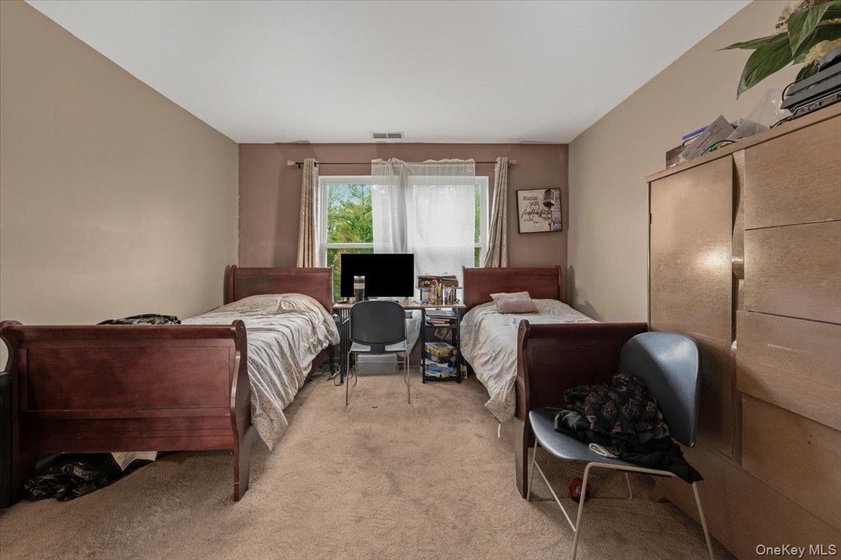 #15 photo, 11 Island Trail, Mount Sinai , NY 11766