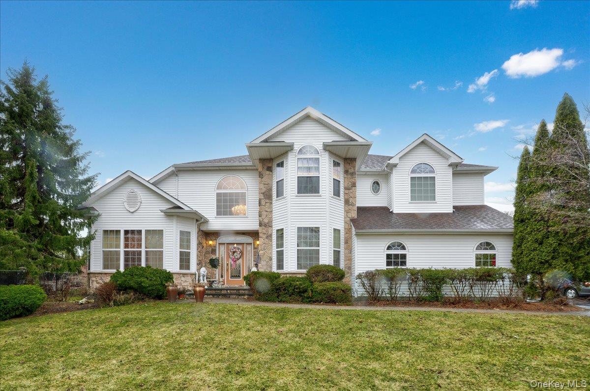 #2 photo, 11 Island Trail, Mount Sinai , NY 11766