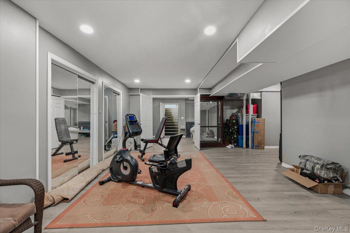 #20 photo, 11 Island Trail, Mount Sinai , NY 11766