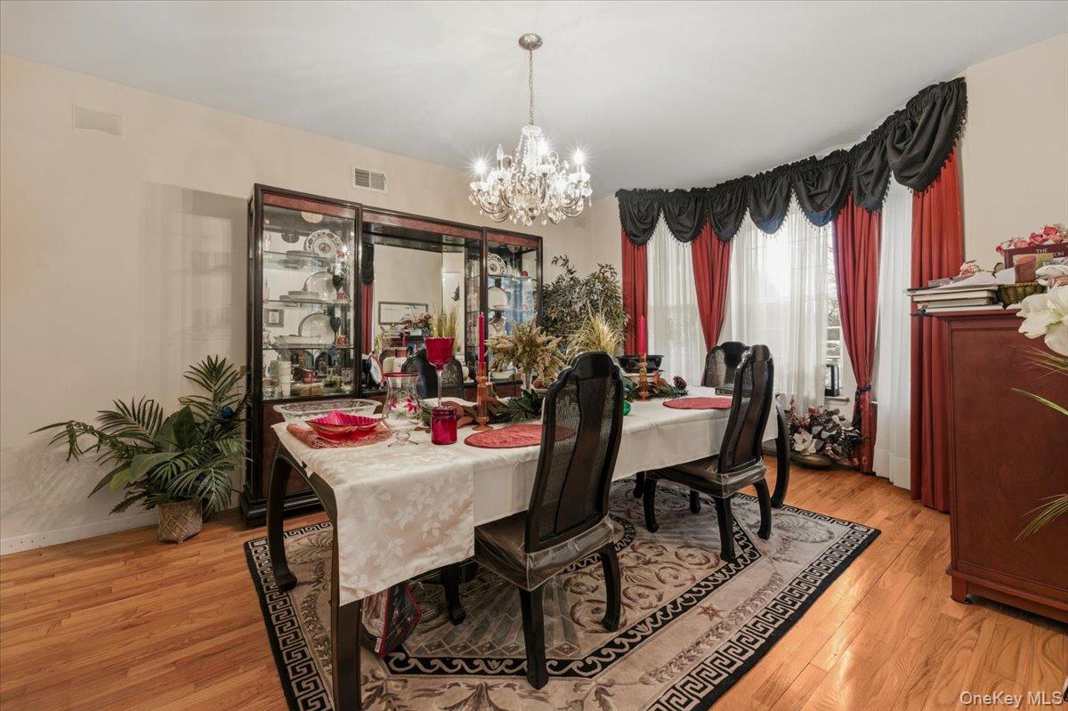 #4 photo, 11 Island Trail, Mount Sinai , NY 11766