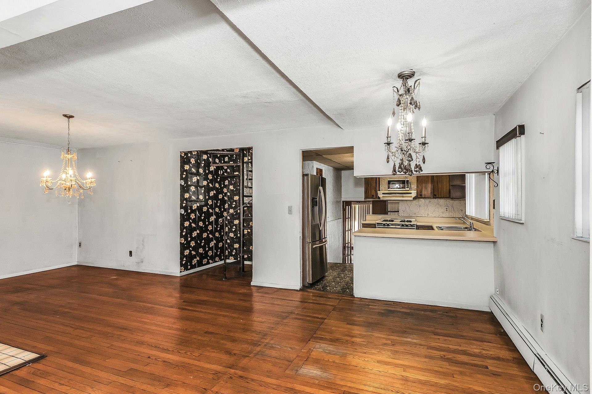 #4 photo, 306 Park Avenue, Freeport , NY 11520