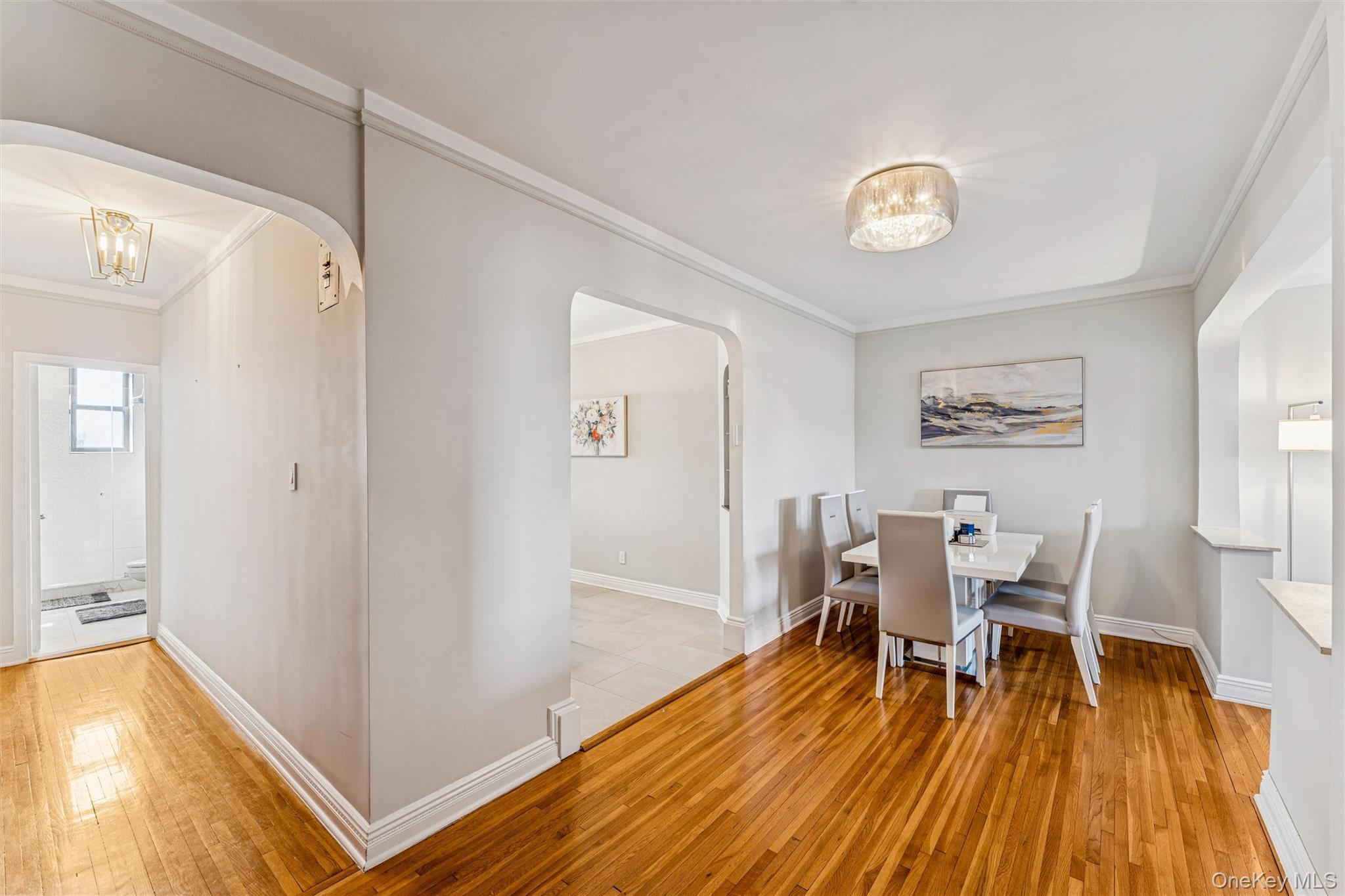 #5 photo, 8451 Beverly Road, कुईंस Kew Gardens , NY 11415