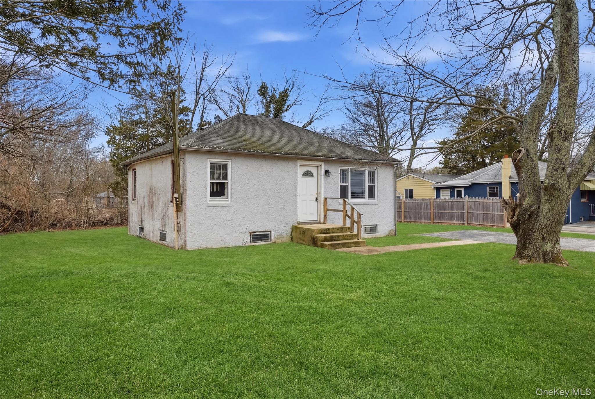 #2 photo, 20 Wilson Avenue, 롱 아일랜드 Nesconset , NY 11767