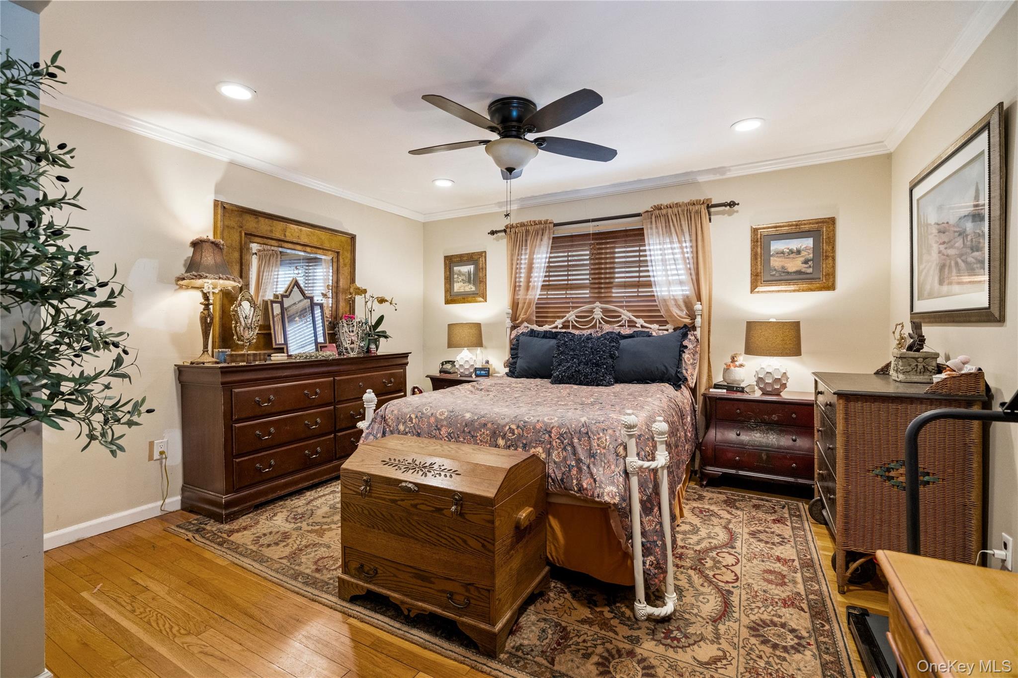 #17 photo, 36 Lakewood Avenue, Ronkonkoma , NY 11779