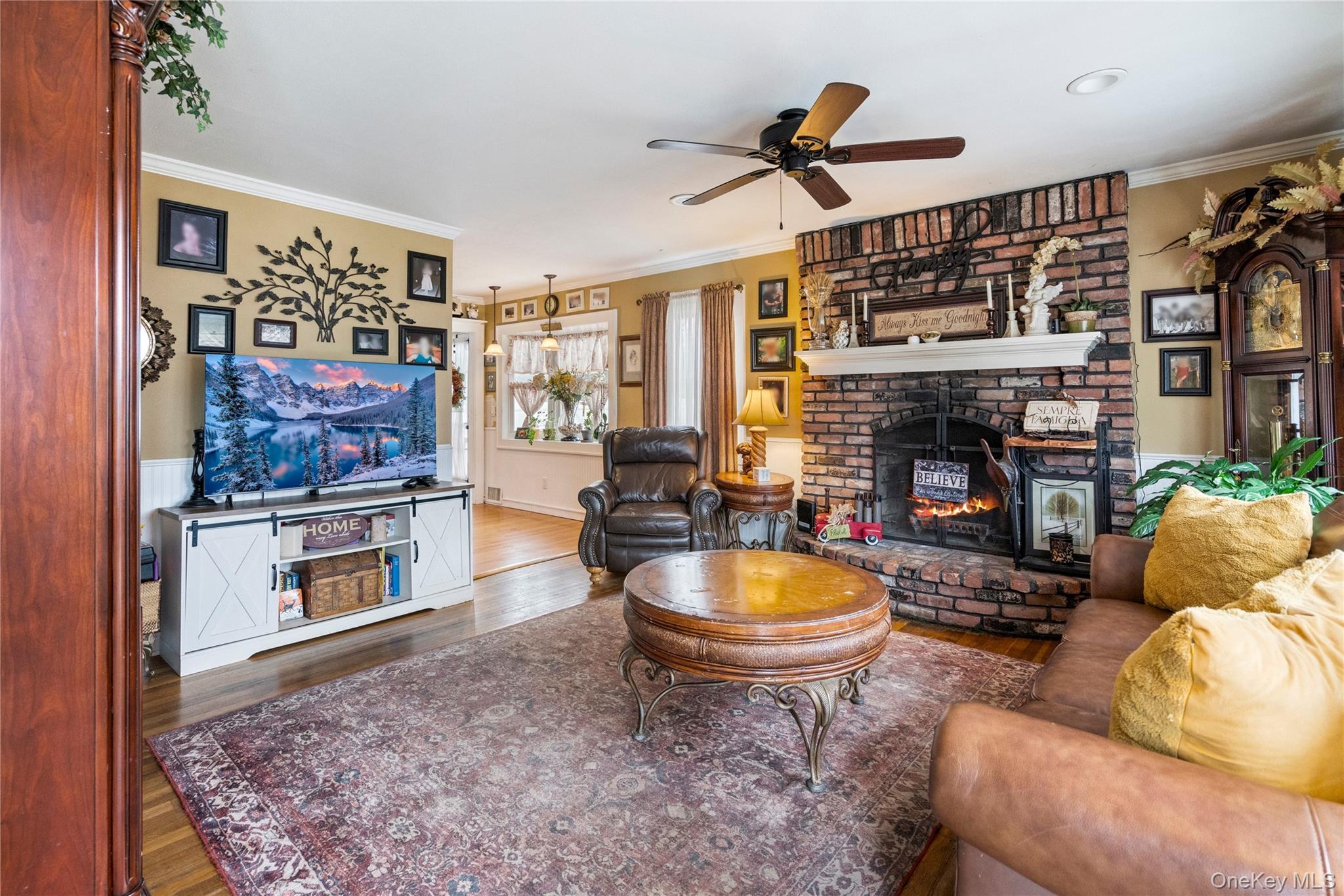 #4 photo, 36 Lakewood Avenue, Ronkonkoma , NY 11779