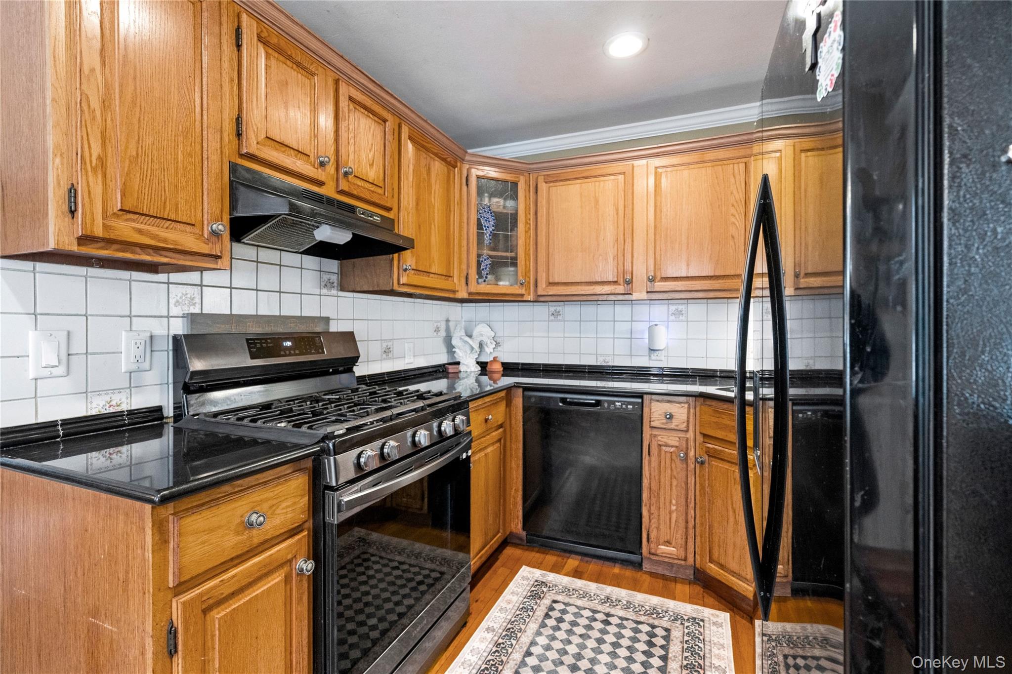 #7 photo, 36 Lakewood Avenue, Ronkonkoma , NY 11779