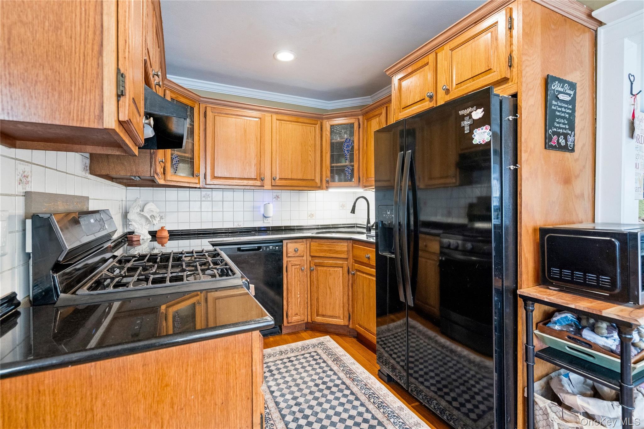 #9 photo, 36 Lakewood Avenue, Ronkonkoma , NY 11779