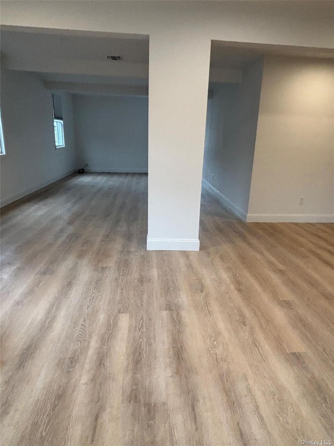 #8 photo, 1353 Old Northern Boulevard, नासाउ काउंटी Roslyn , NY 11576