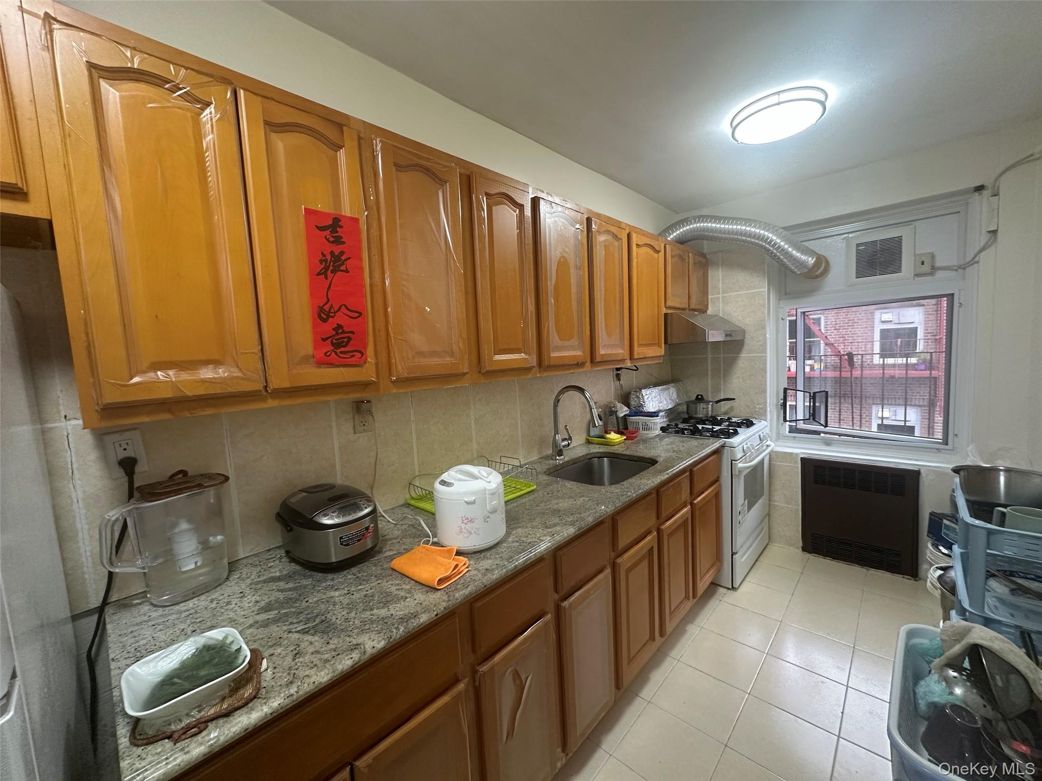 #2 photo, 147-43 38 Avenue, Flushing , NY 11354