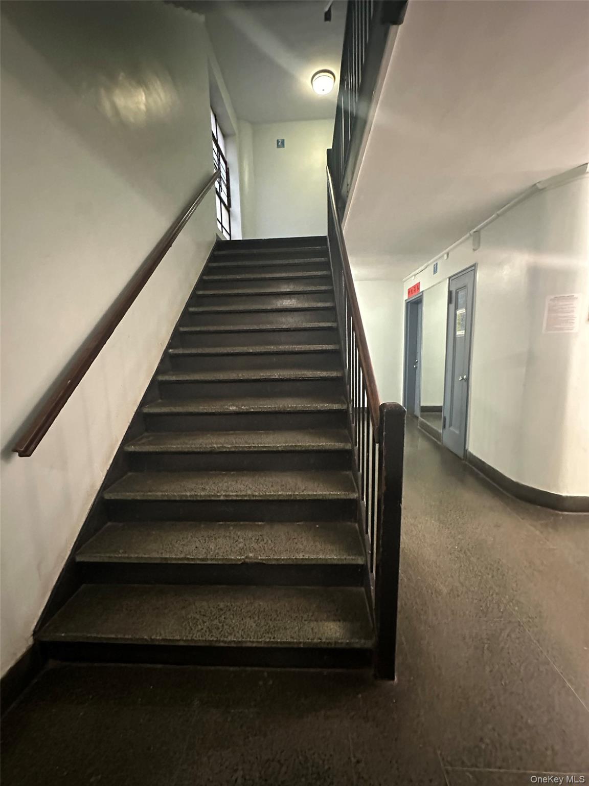 #5 photo, 147-43 38 Avenue, Flushing , NY 11354