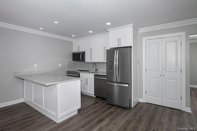 #2 photo, 164 W Montauk Highway, Hampton Bays , NY 11946