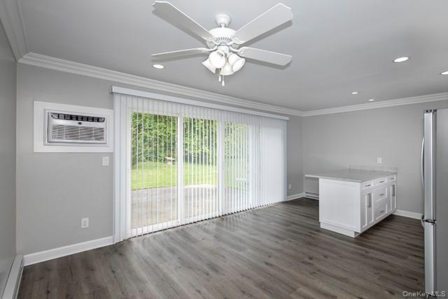 #3 photo, 164 W Montauk Highway, Hampton Bays , NY 11946