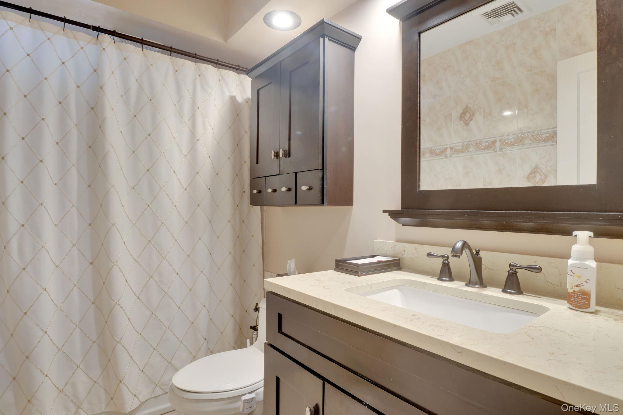 #10 photo, 16255 12th Avenue, Whitestone , NY 11357