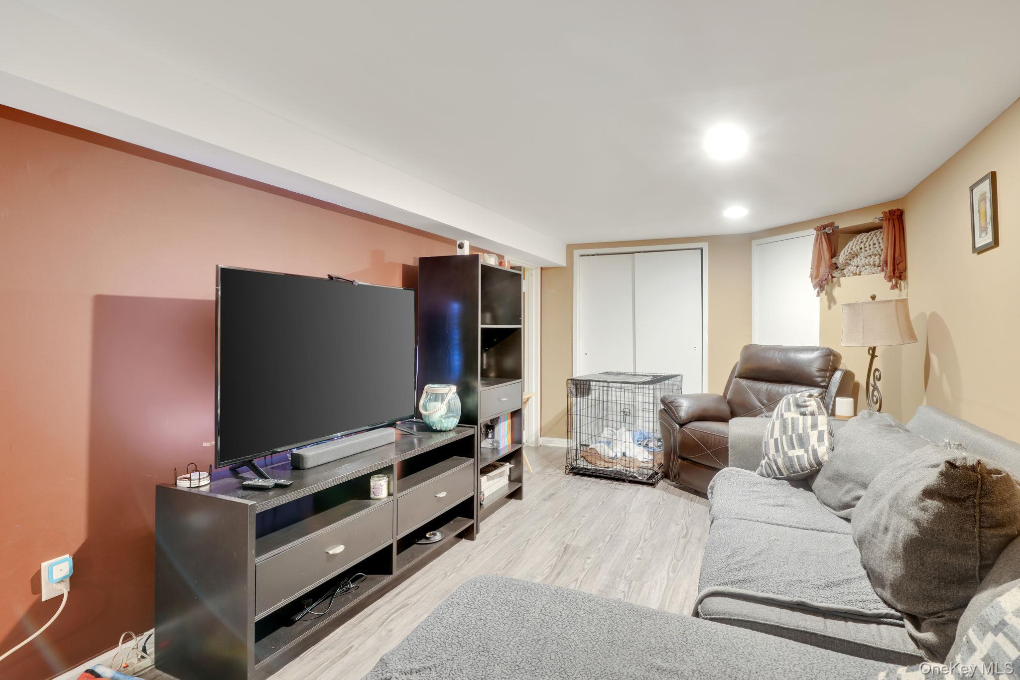 #14 photo, 16255 12th Avenue, Whitestone , NY 11357