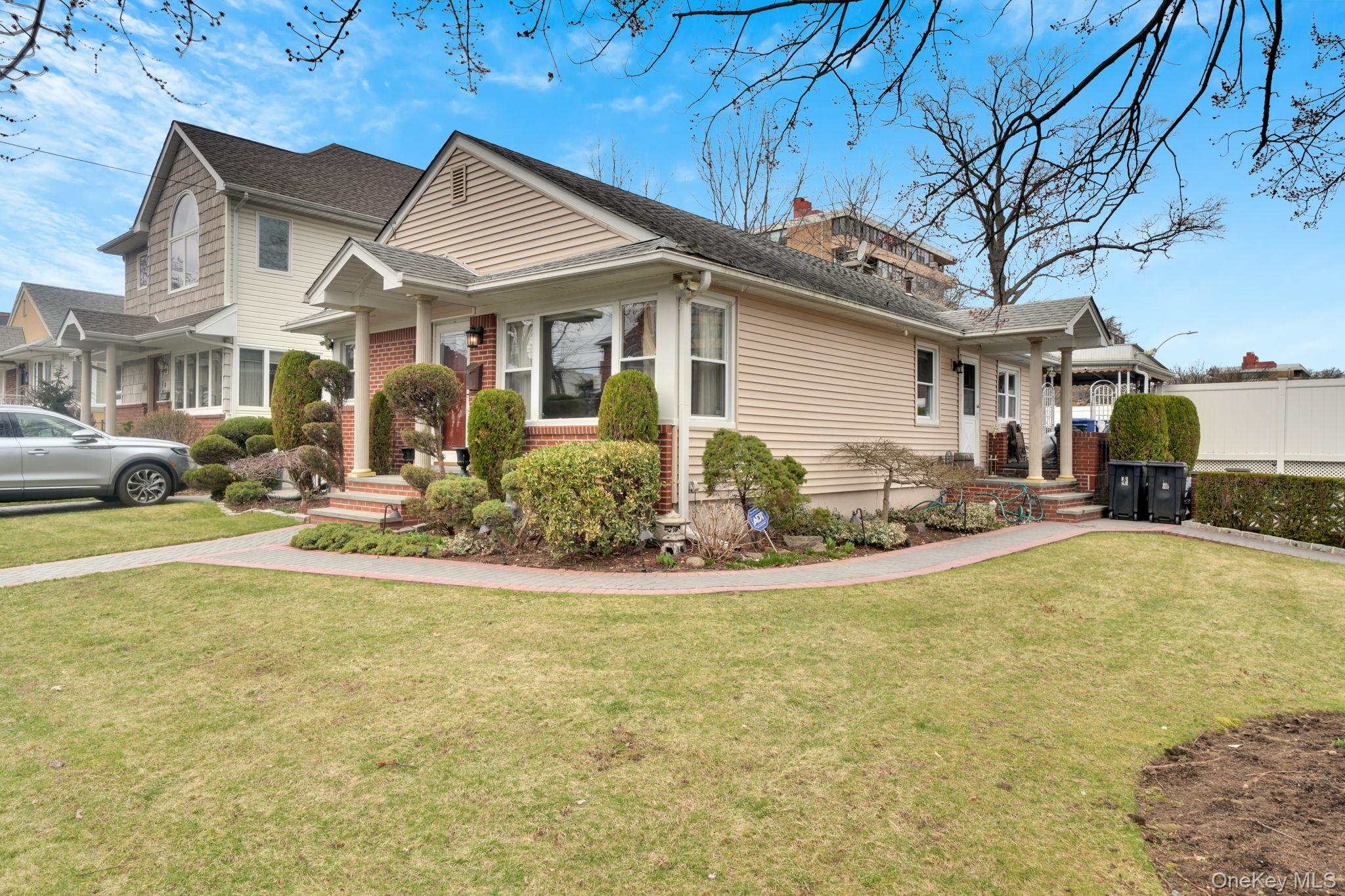 #2 photo, 16255 12th Avenue, Whitestone , NY 11357