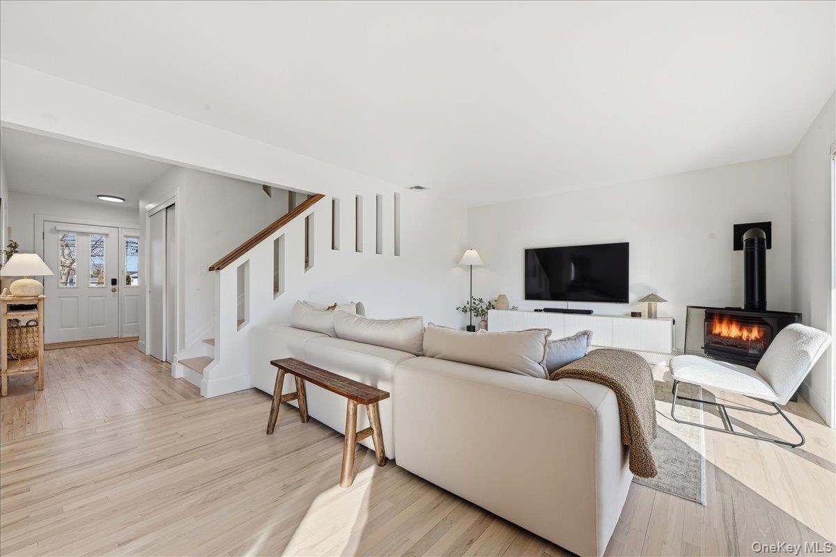 #12 photo, 141 Annuskemunnica Road, 東長島 Babylon , NY 11702