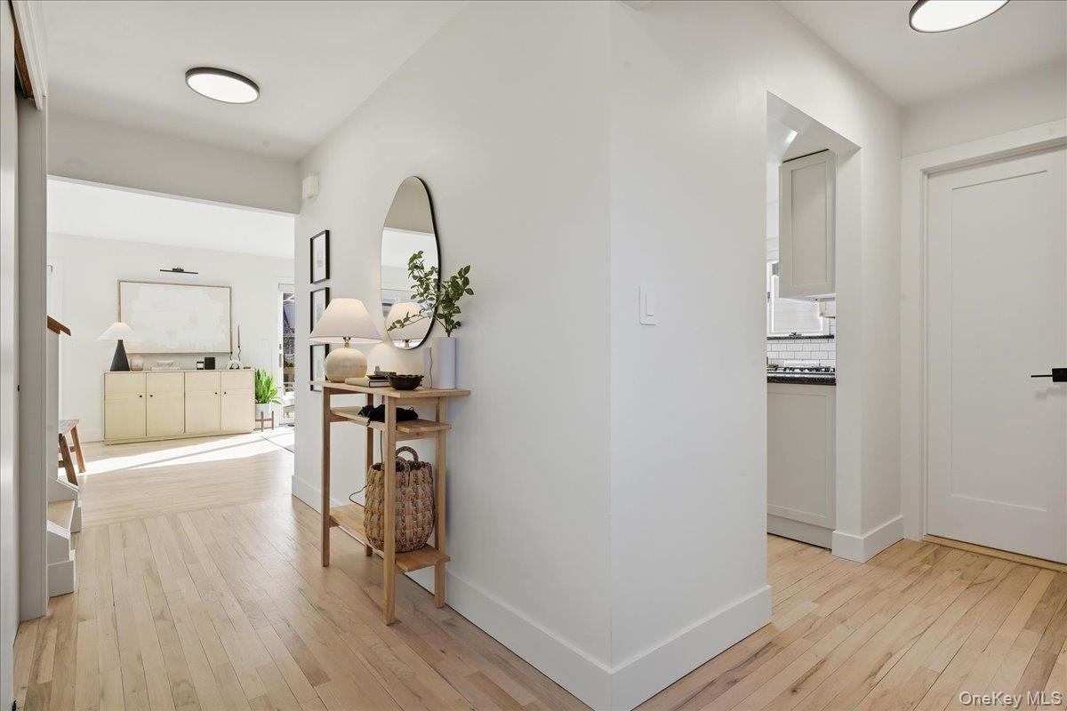 #2 photo, 141 Annuskemunnica Road, 東長島 Babylon , NY 11702