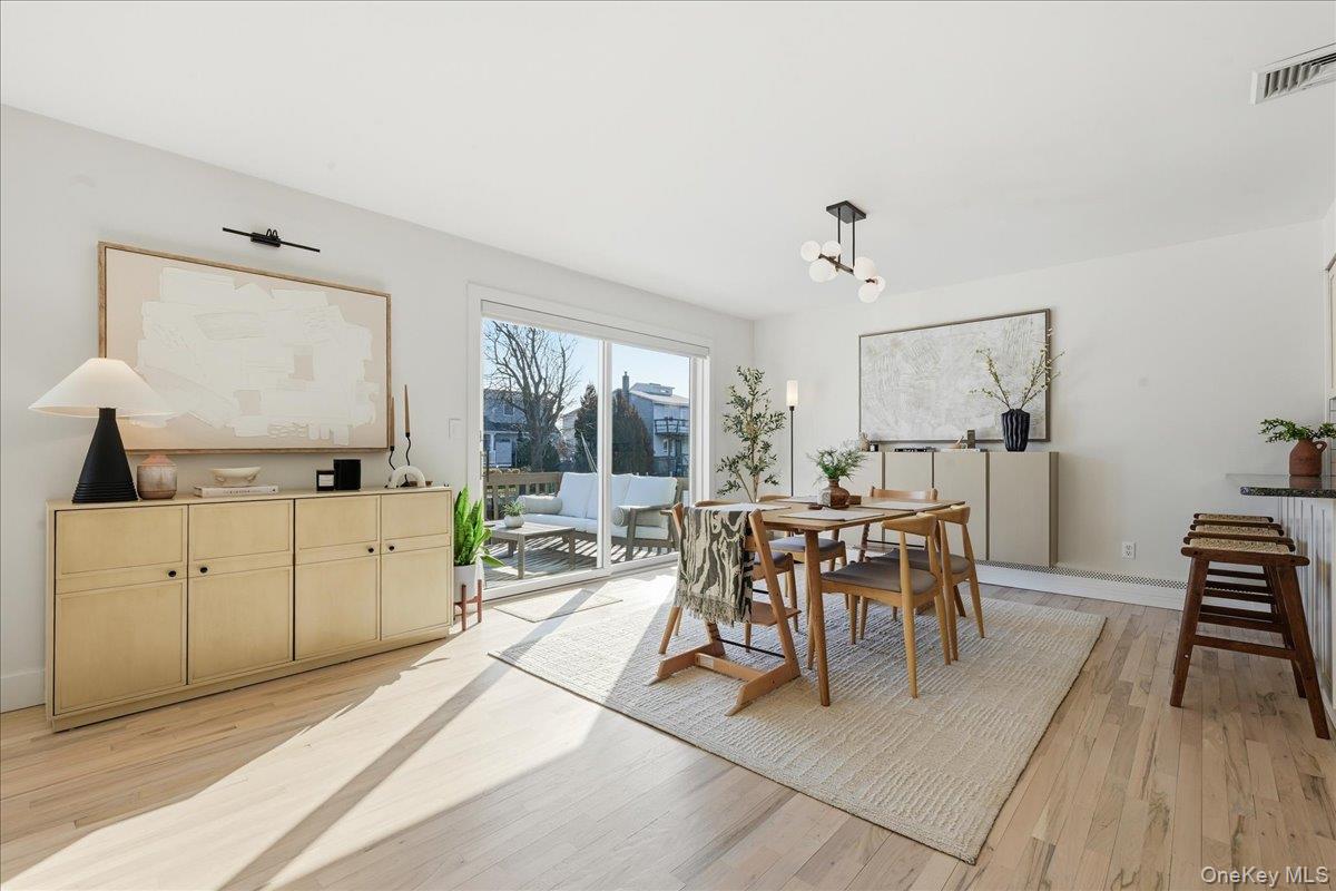 #4 photo, 141 Annuskemunnica Road, 東長島 Babylon , NY 11702