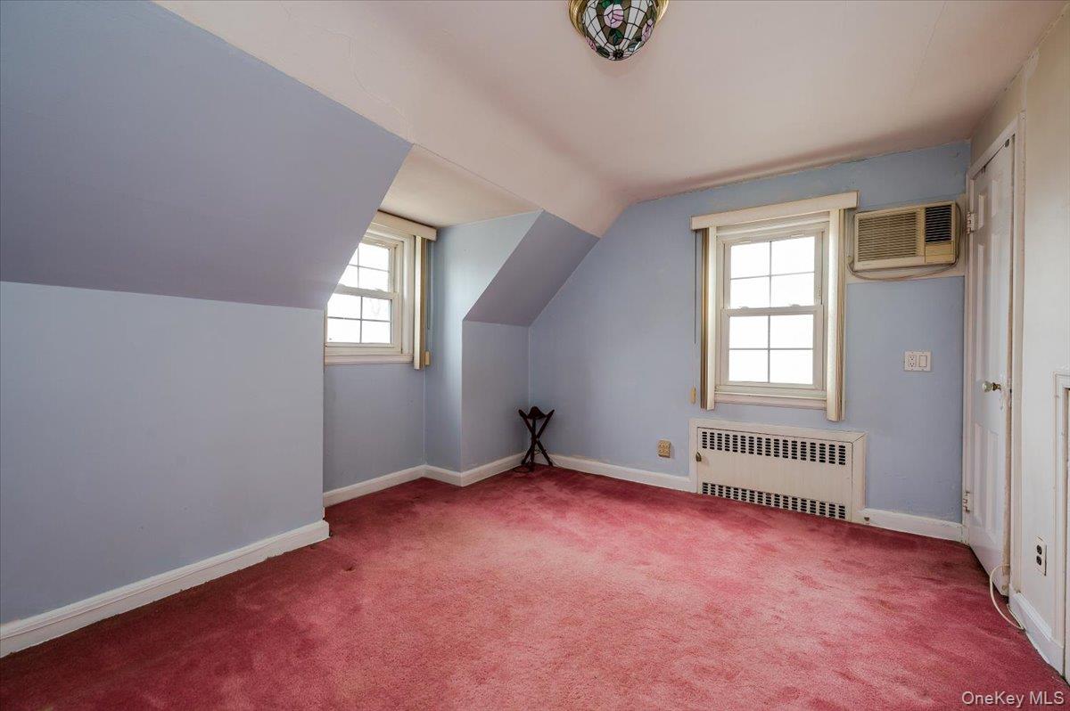 #10 photo, 3978 William Street, Seaford , NY 11783