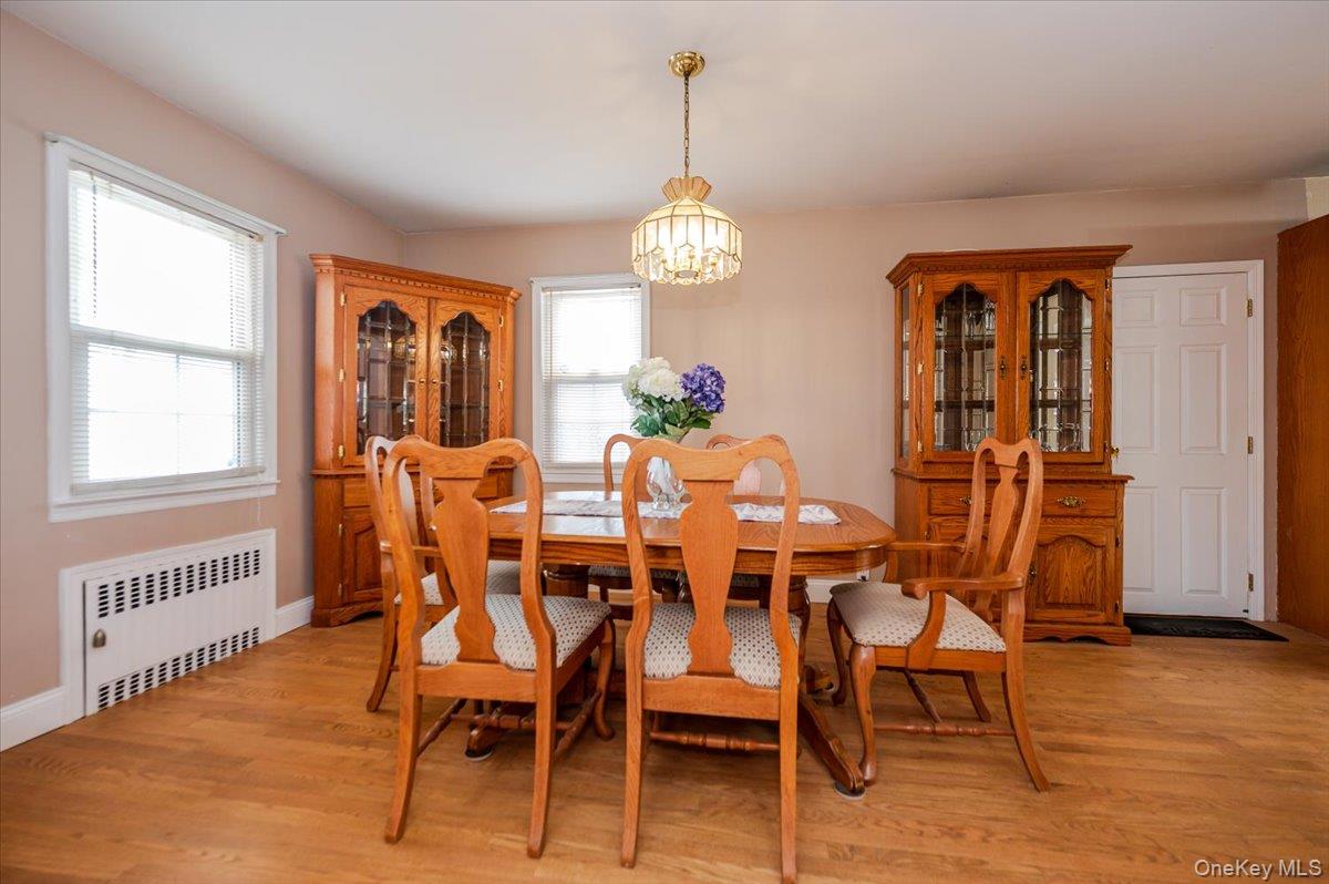 #14 photo, 3978 William Street, Seaford , NY 11783