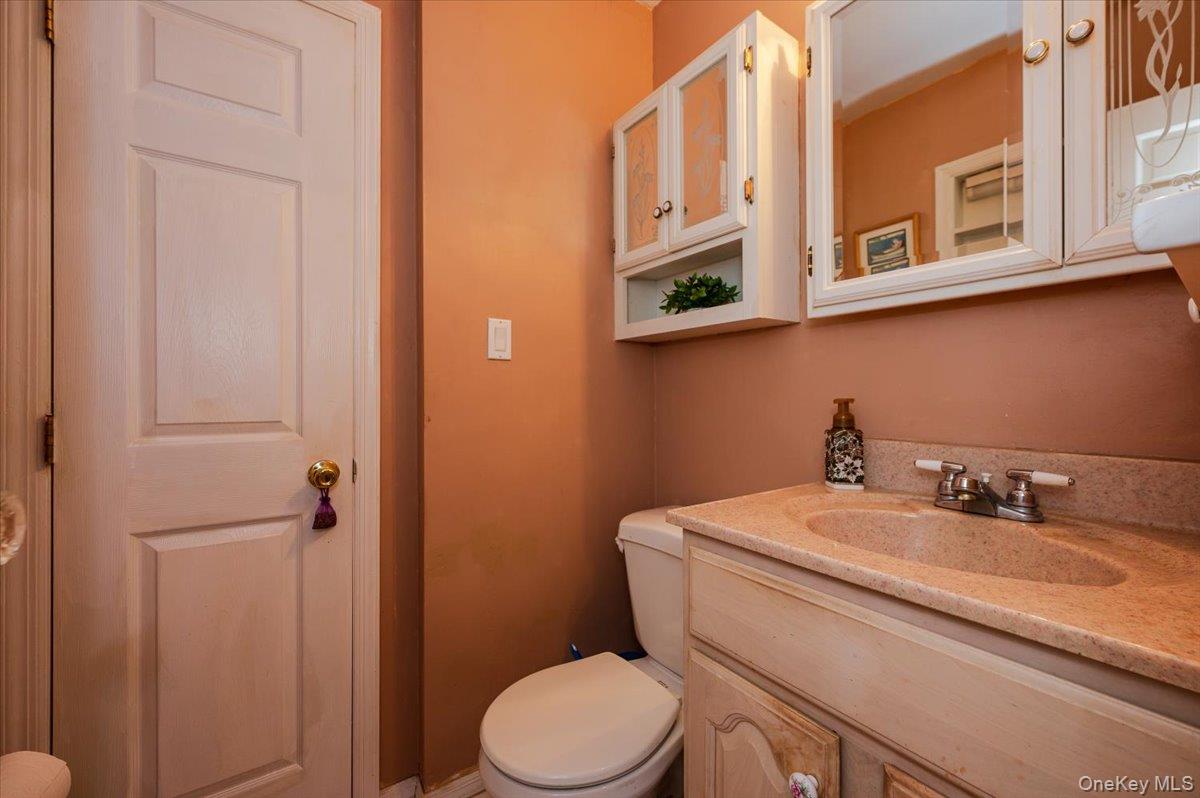 #6 photo, 3978 William Street, Seaford , NY 11783