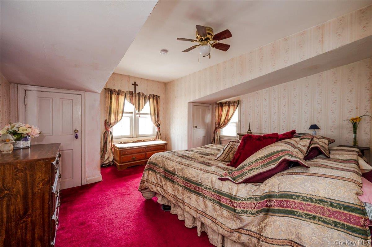 #9 photo, 3978 William Street, Seaford , NY 11783