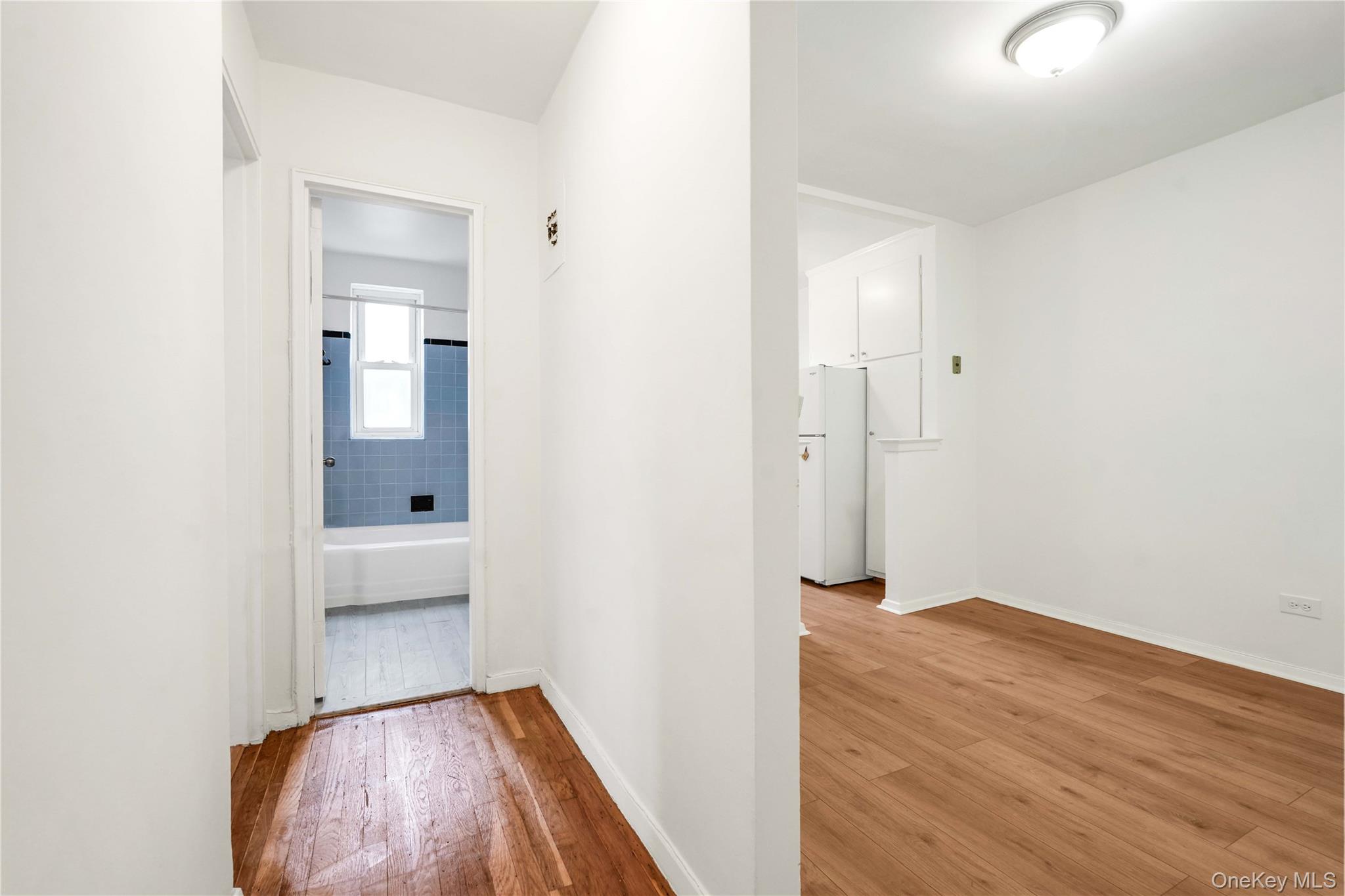 #12 photo, 110-15 71 Road, कुईंस Forest Hills , NY 11375