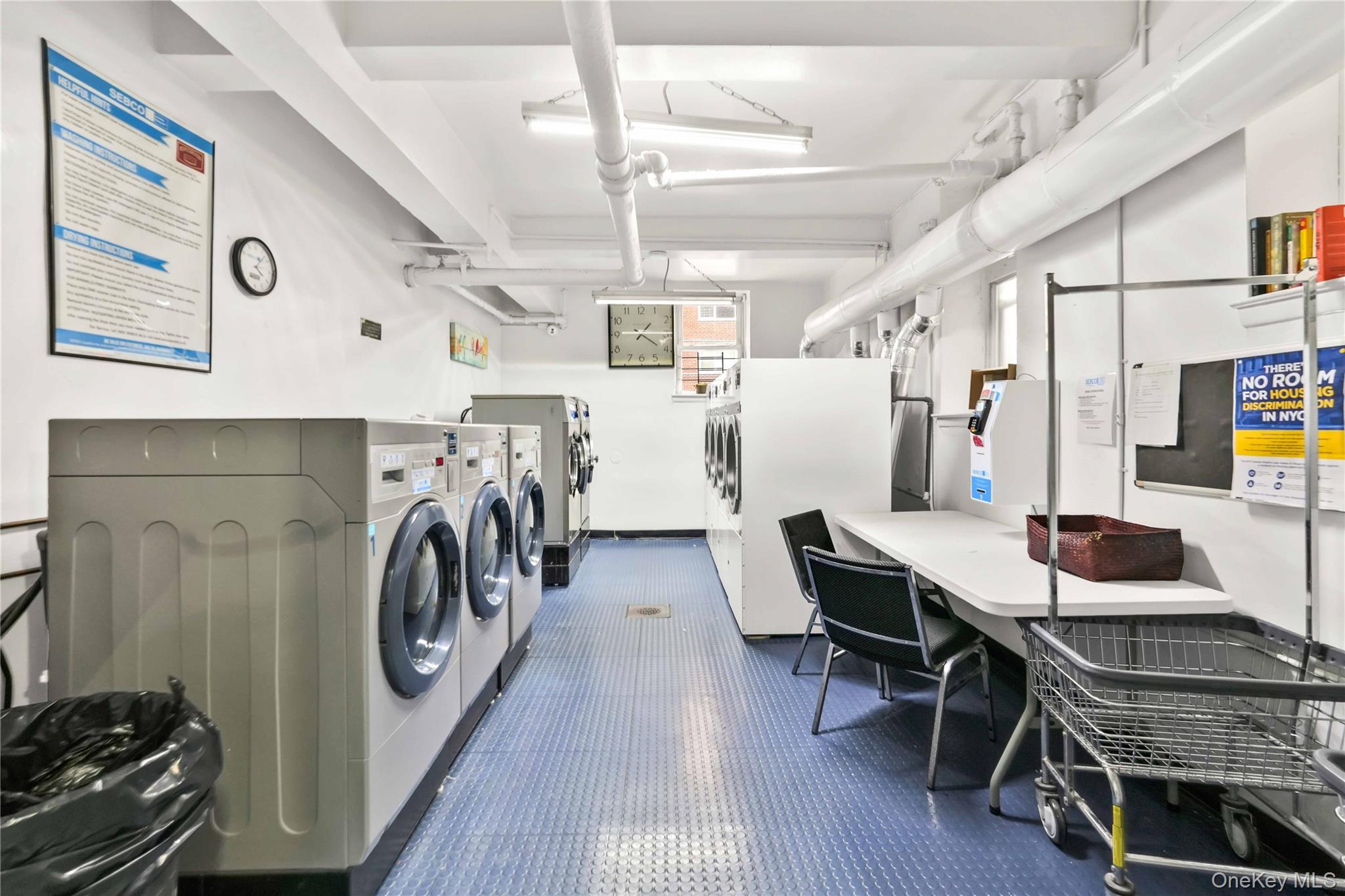 #19 photo, 110-15 71 Road, कुईंस Forest Hills , NY 11375