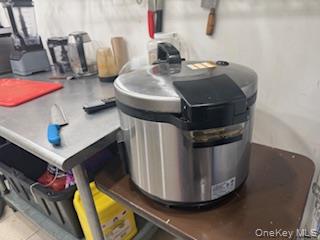 #10 photo, 87-52 A Parsons Blvd, קווינס Jamaica , NY 11432