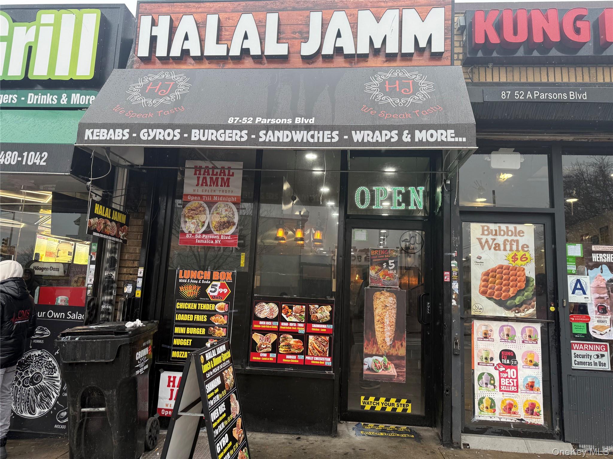 #6 photo, 87-52 A Parsons Blvd, קווינס Jamaica , NY 11432