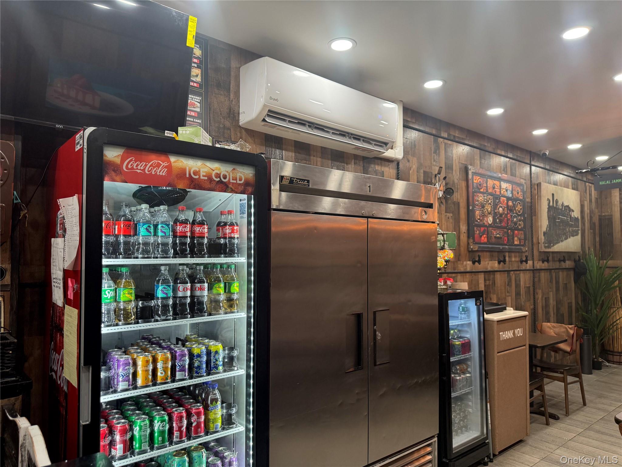 #9 photo, 87-52 A Parsons Blvd, קווינס Jamaica , NY 11432