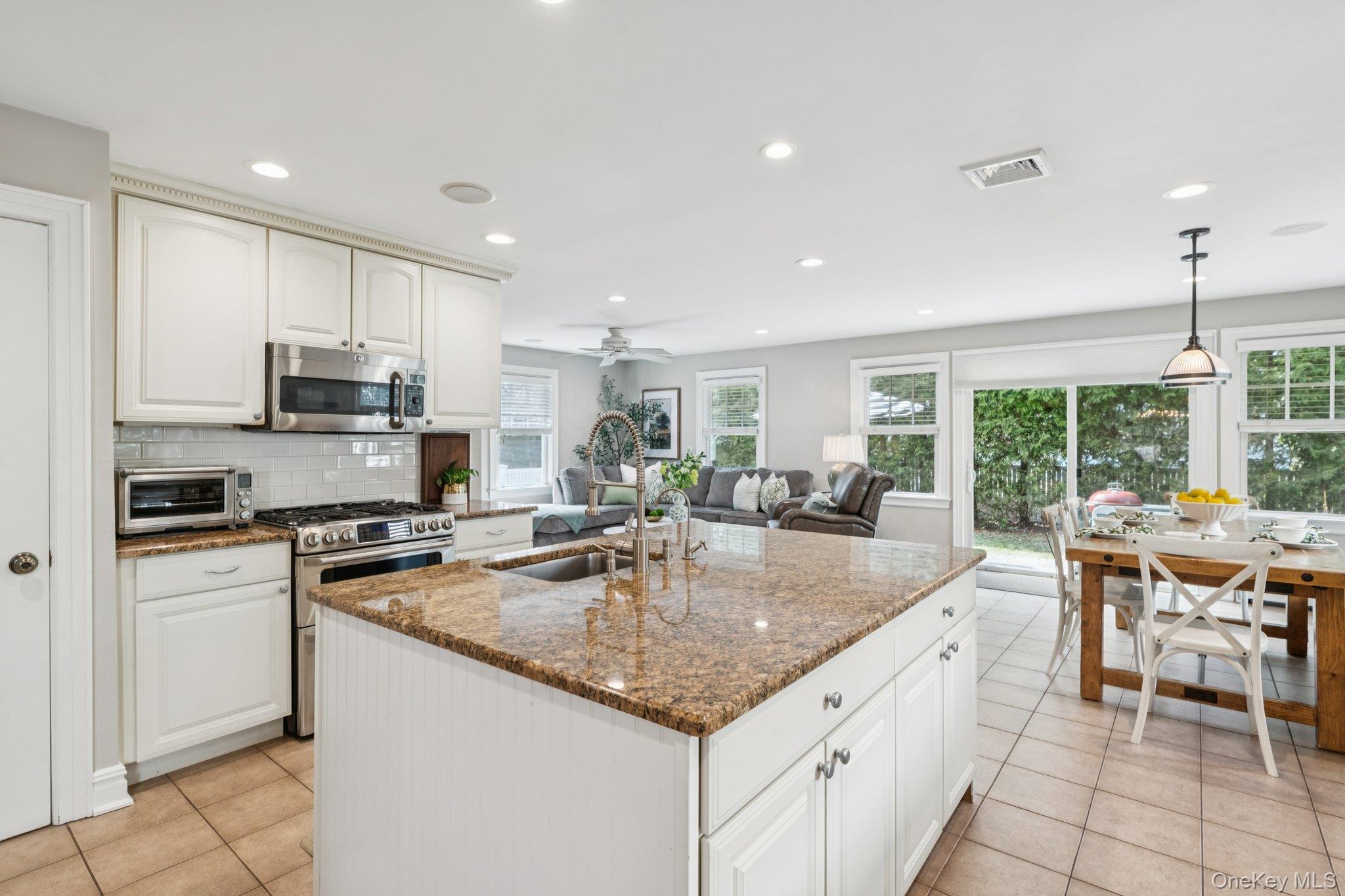 #15 photo, 82 Adams Street, Garden City , NY 11530