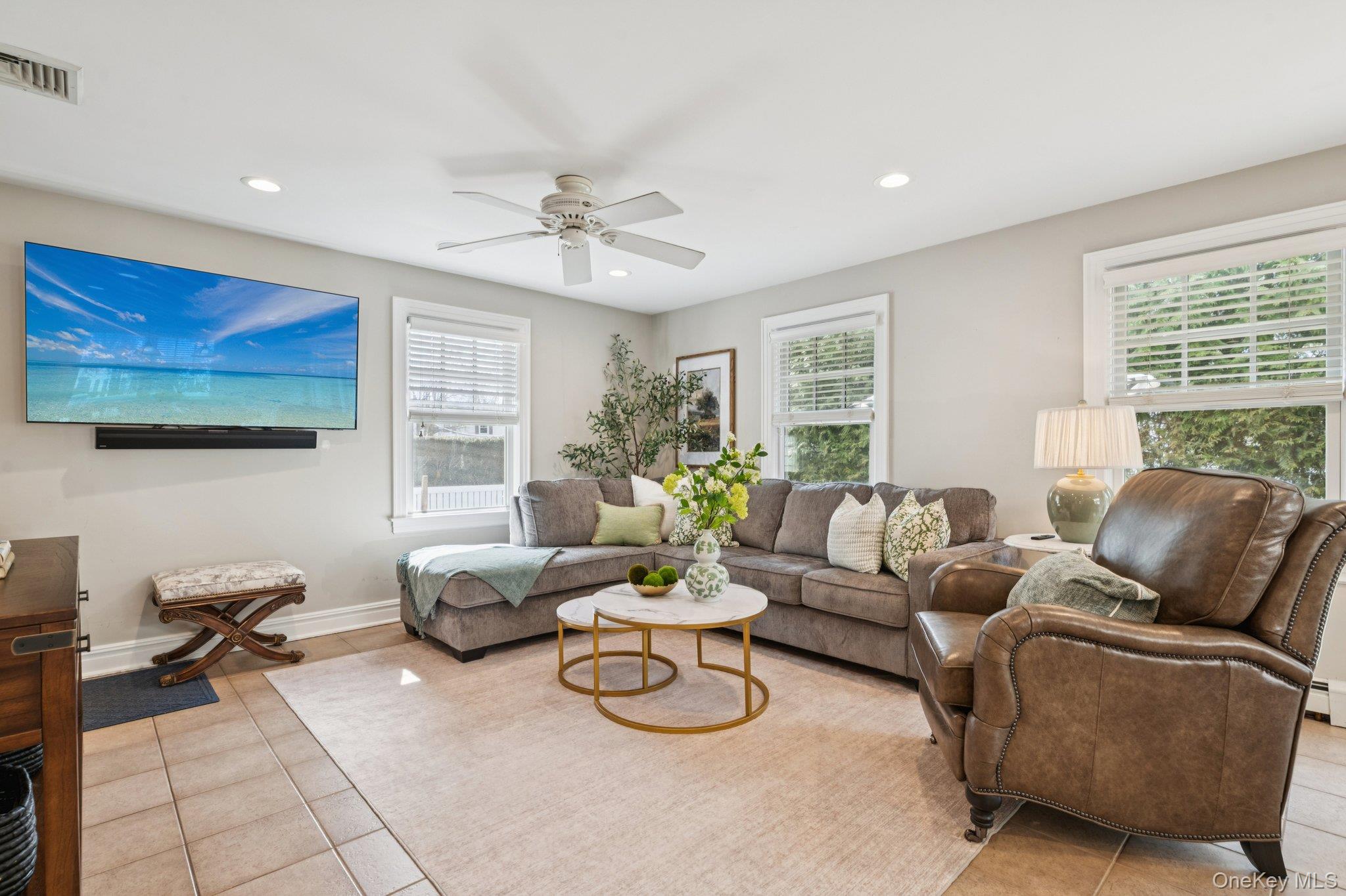 #19 photo, 82 Adams Street, Garden City , NY 11530