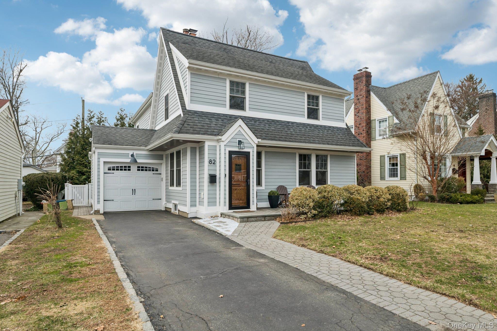 #3 photo, 82 Adams Street, Garden City , NY 11530