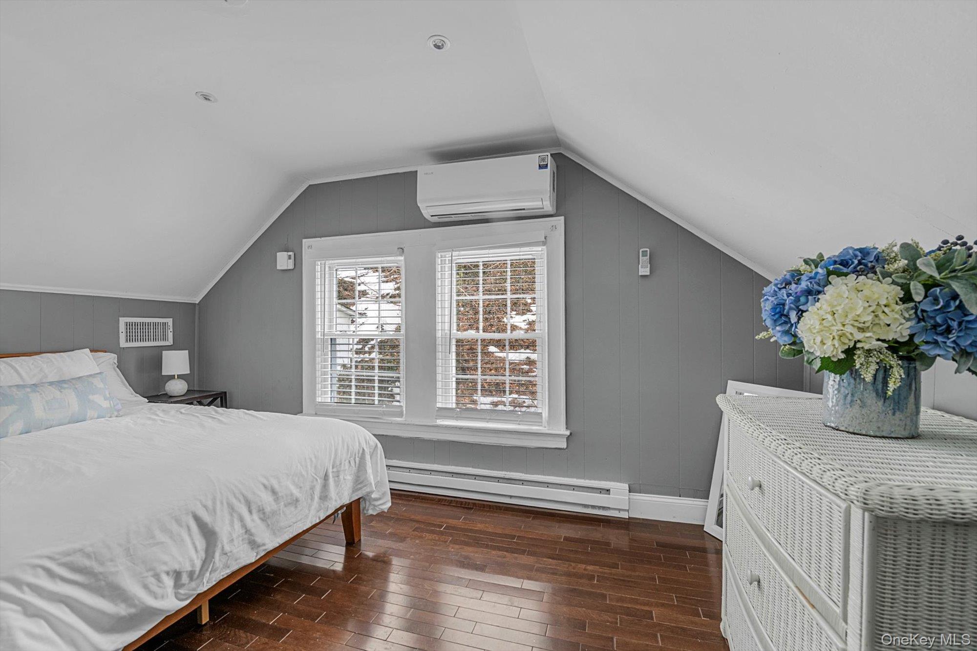 #17 photo, 201 Woodbine Avenue, מחוז סאפוק Northport , NY 11768