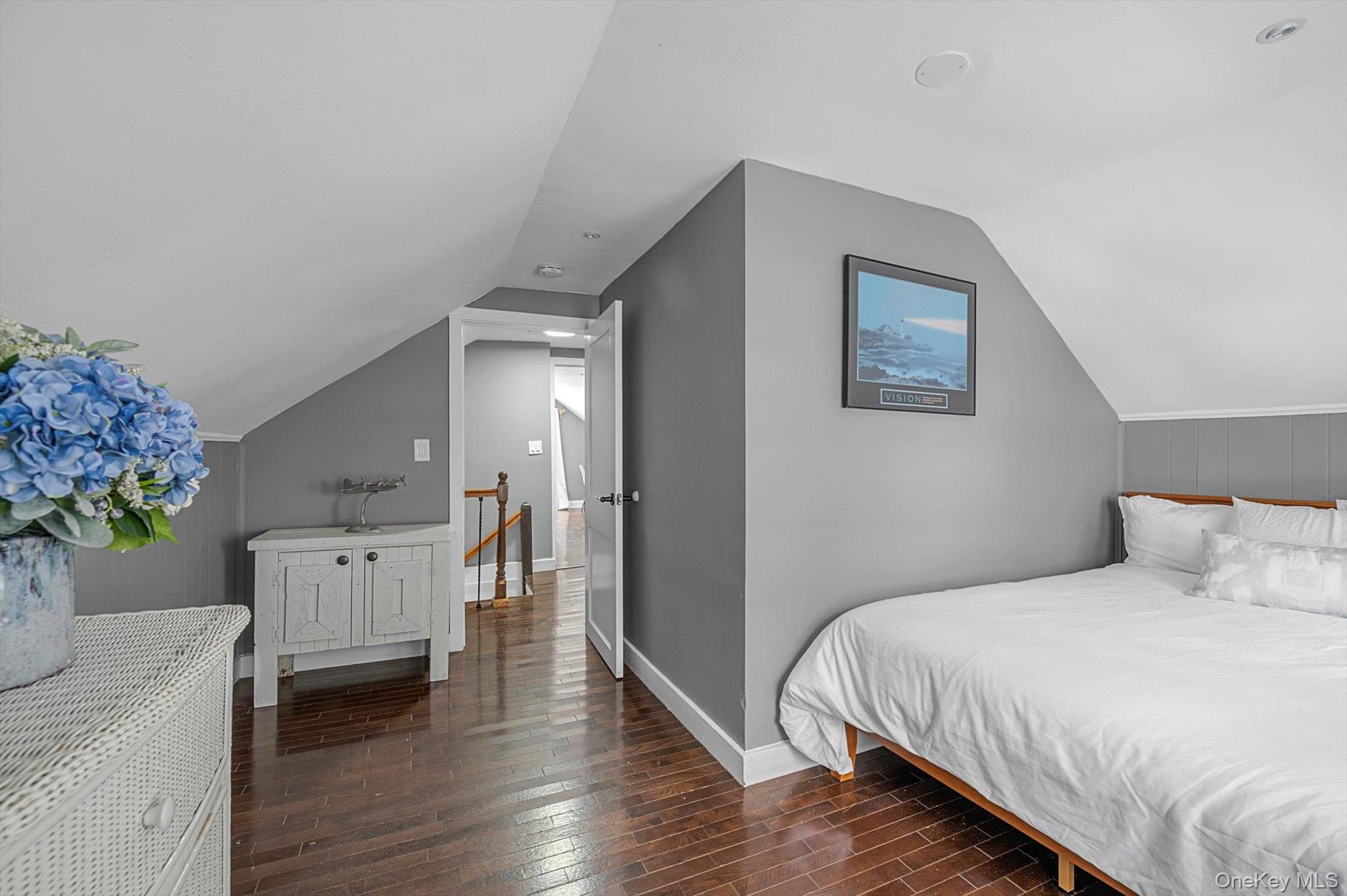 #18 photo, 201 Woodbine Avenue, מחוז סאפוק Northport , NY 11768