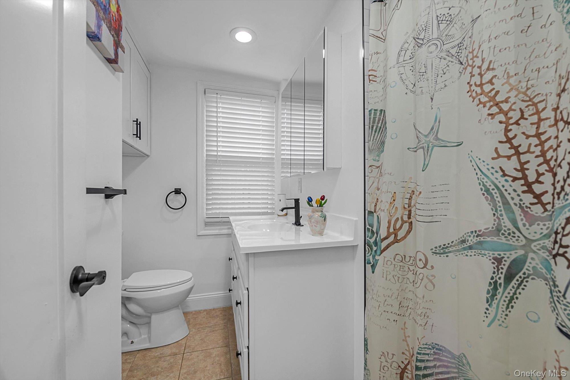 #16 photo, 201 Woodbine Avenue, מחוז סאפוק Northport , NY 11768