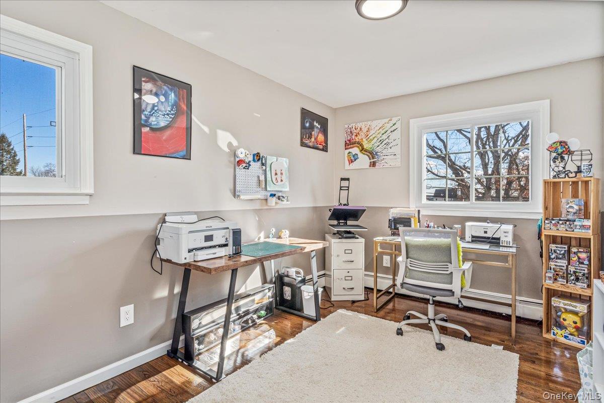 #17 photo, 214 Woodycrest Drive, सफ़ोक काउंटी Holtsville , NY 11742