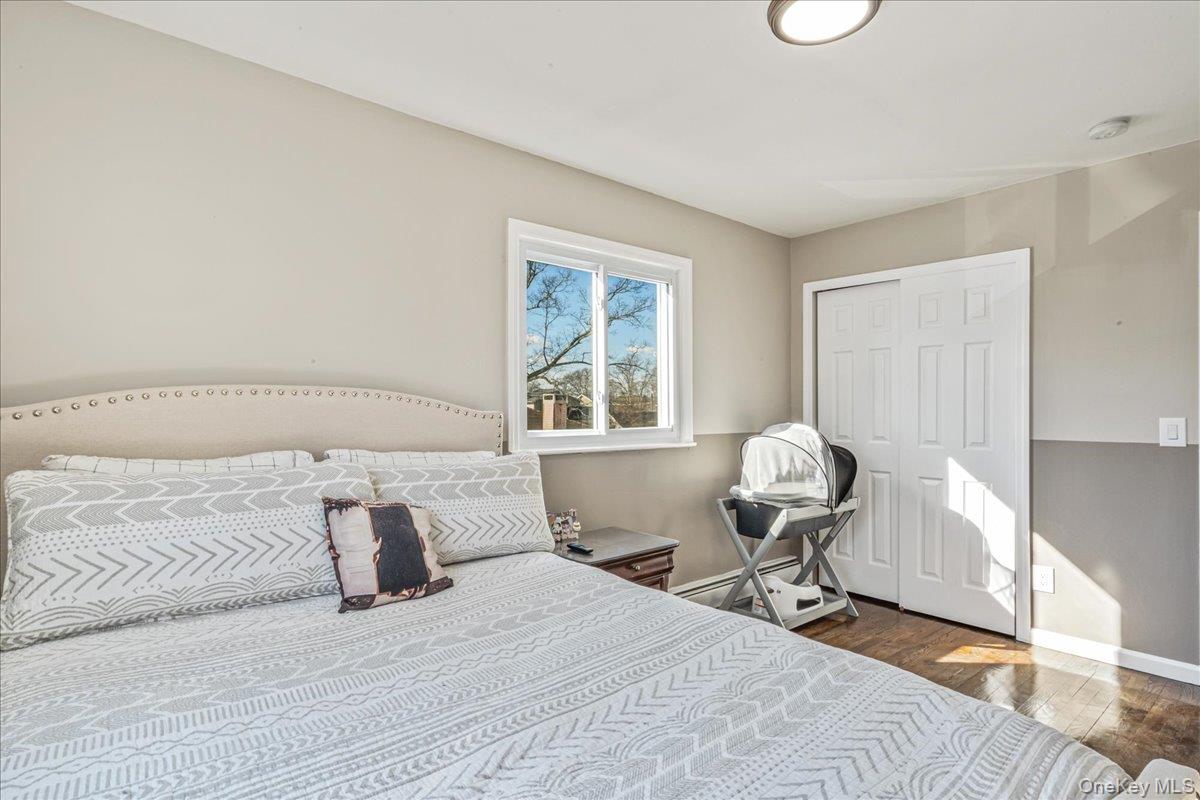 #20 photo, 214 Woodycrest Drive, सफ़ोक काउंटी Holtsville , NY 11742