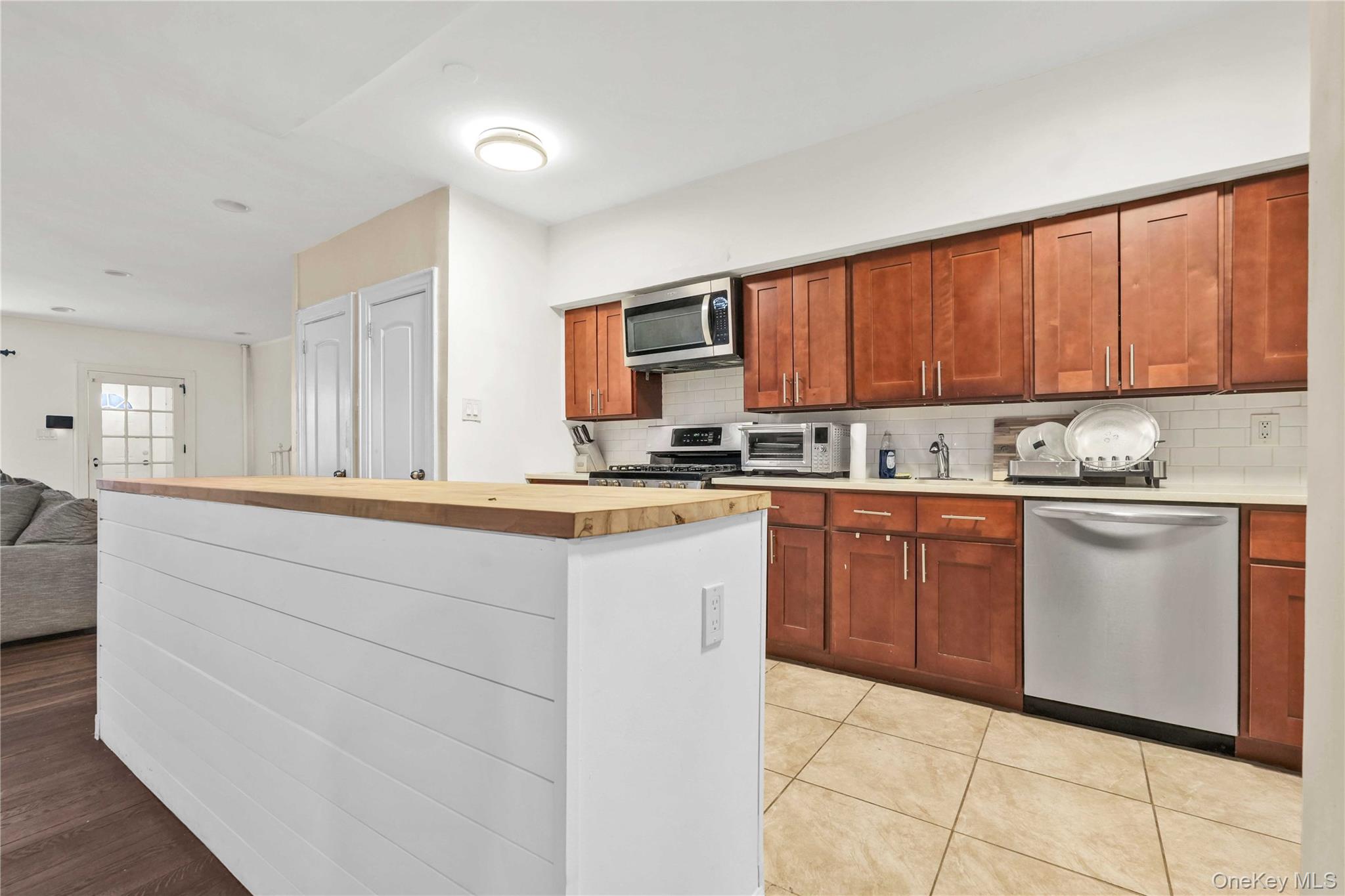 #7 photo, 179-04 Selover Road, कुईंस Jamaica , NY 11434