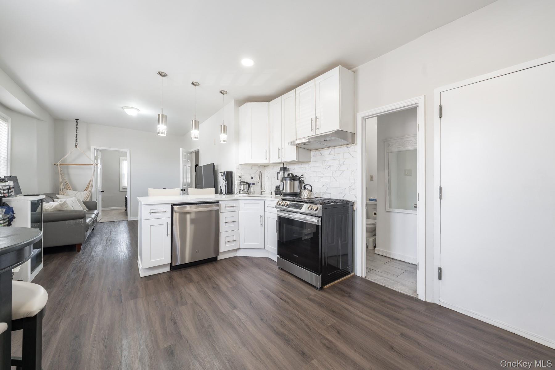 #16 photo, 16920 107th Avenue, Jamaica , NY 11433