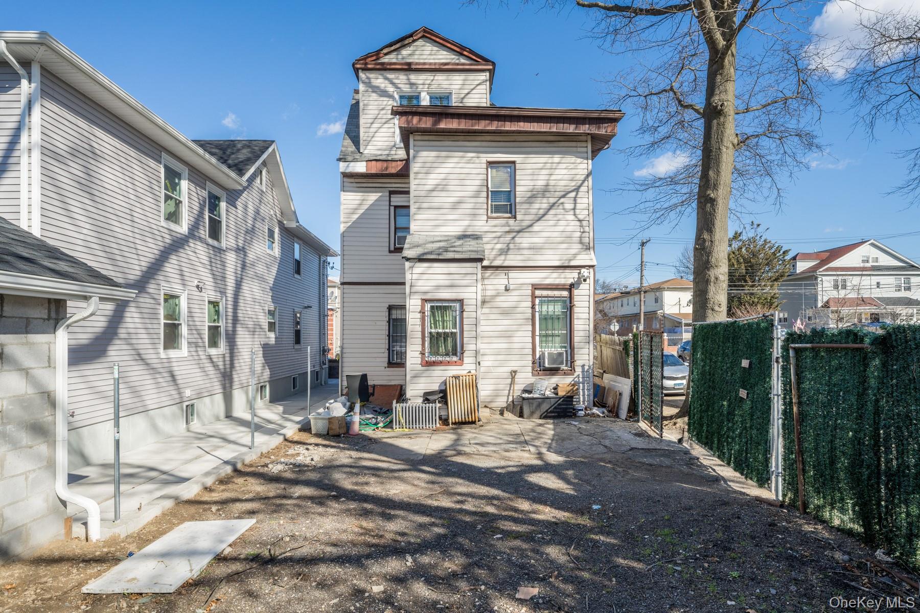 #3 photo, 16920 107th Avenue, Jamaica , NY 11433