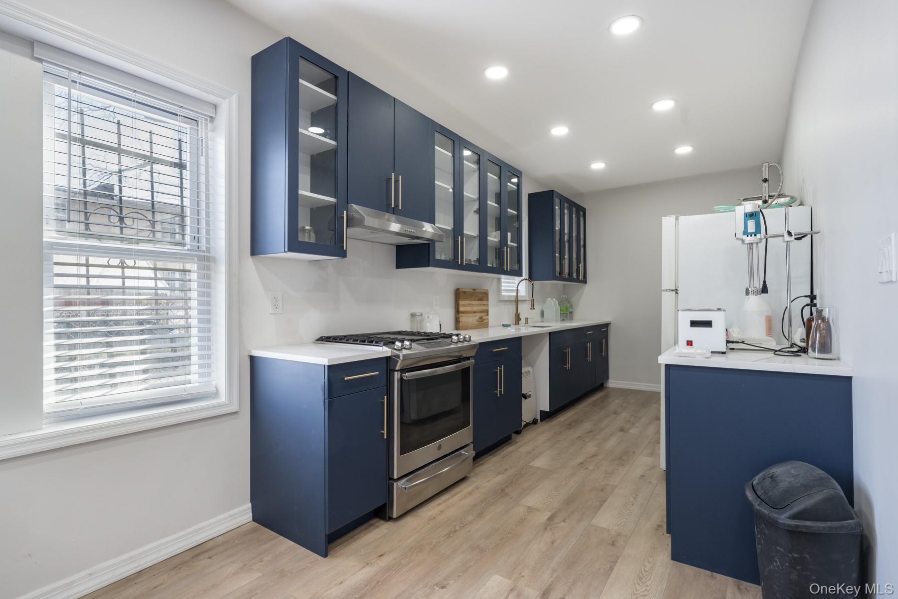 #8 photo, 16920 107th Avenue, Jamaica , NY 11433