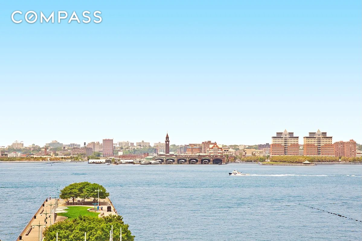 #13 photo, 296 W 10th Street, West Village , NY 10014