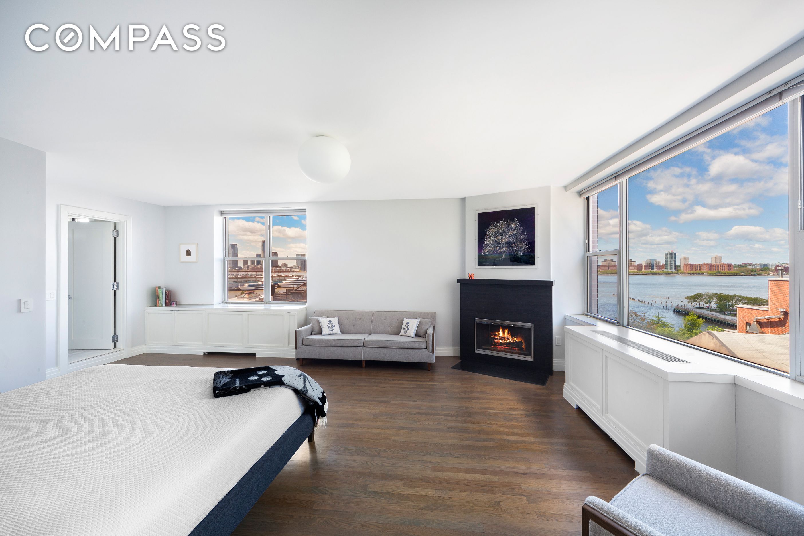 #6 photo, 296 W 10th Street, West Village , NY 10014